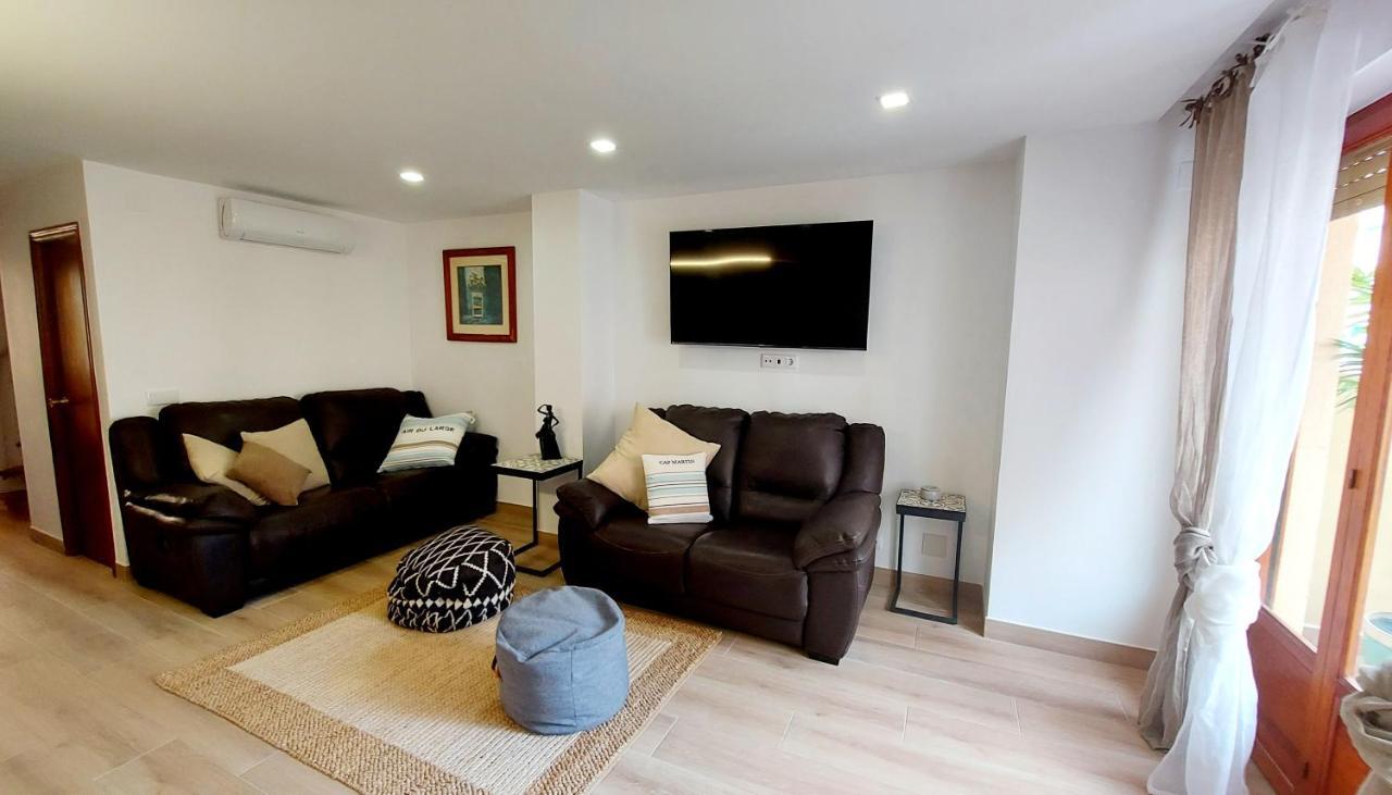"Campello Beachside Duplex, Coastal Escape, Only 50 Meters From Sea" El Campello Exterior photo